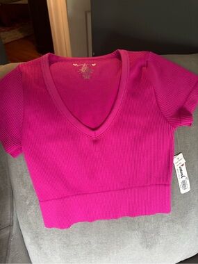 Cotton Candy Ribbed V-Neck Crop Top - Fuchsia